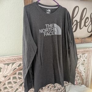 🌀The North Face Gray Long Sleeve Shirt🏔️🌀🌀Mens 2.X